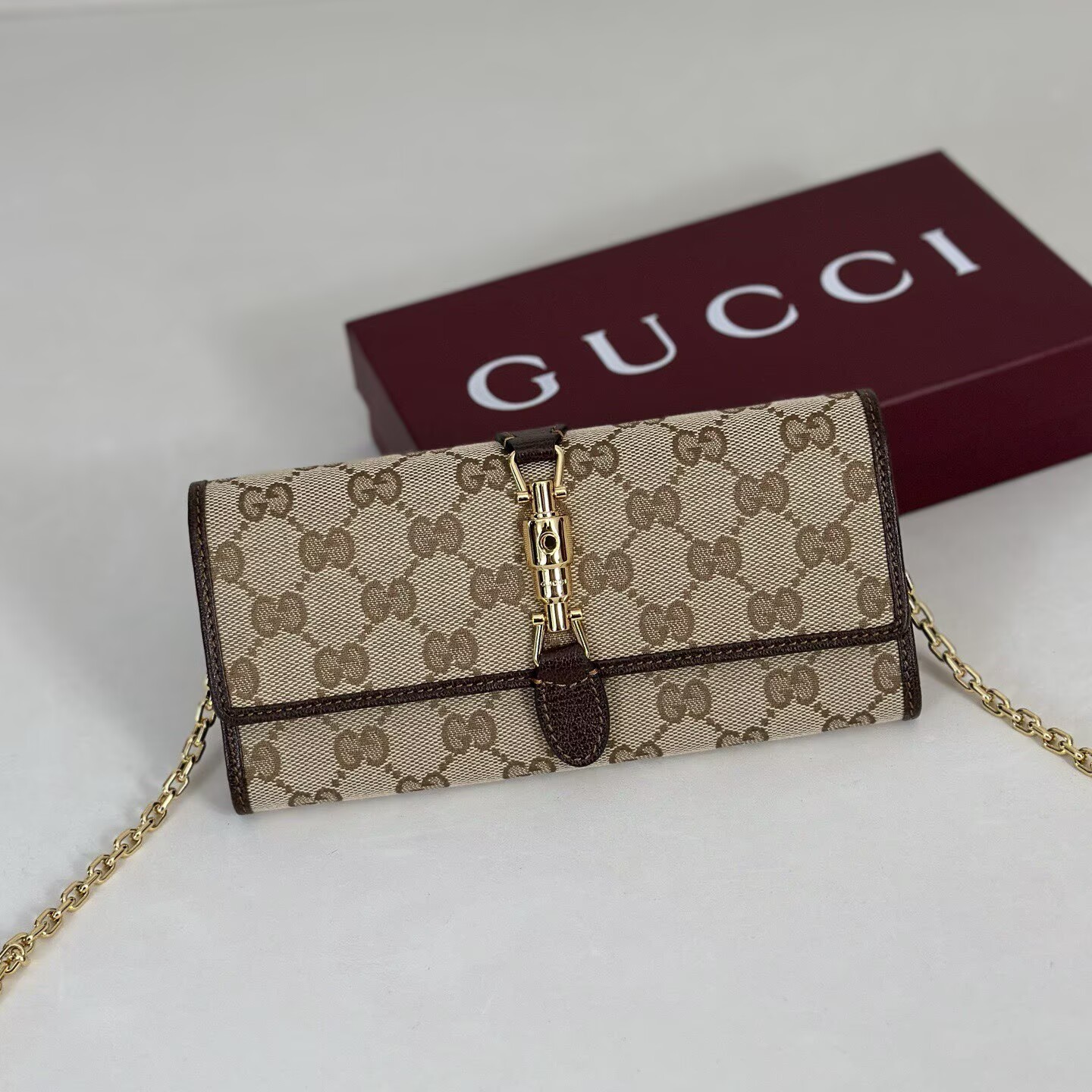 GUCCI Jackie wallet on c