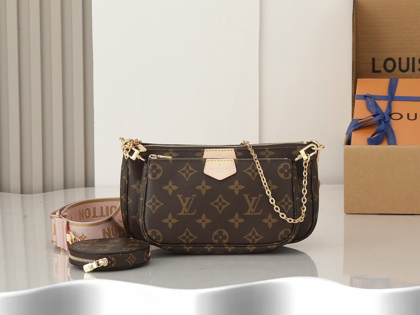 LouisV Multi Pochette Ac