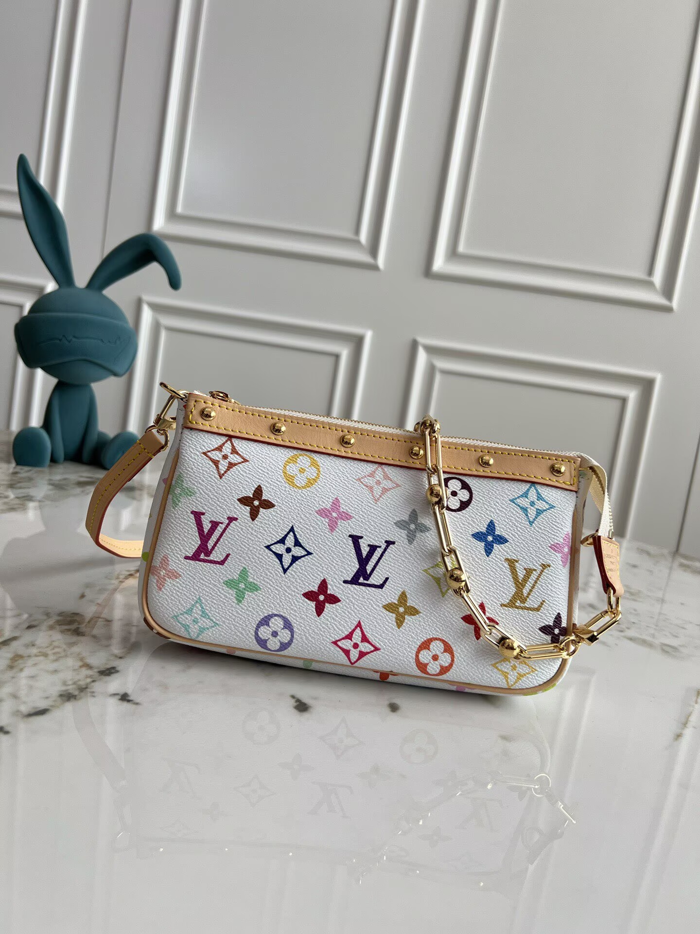 LouisV LV x TM Pochette 