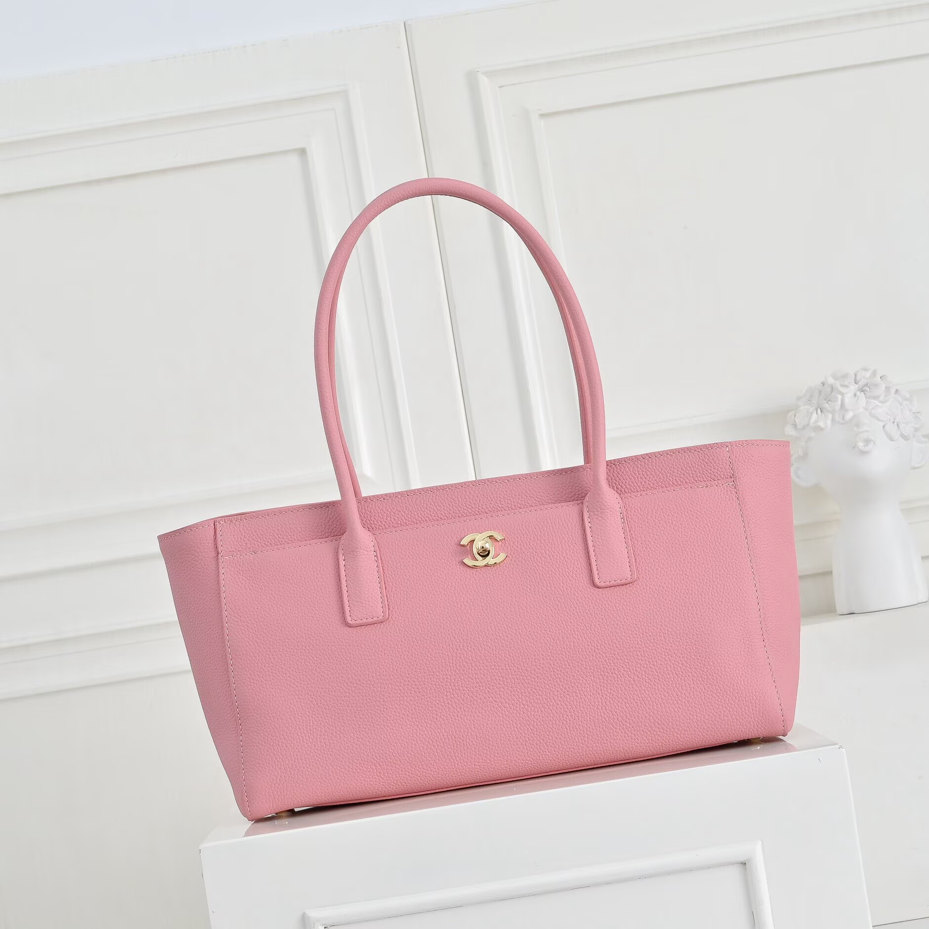 Ch@nel lychee grain leat