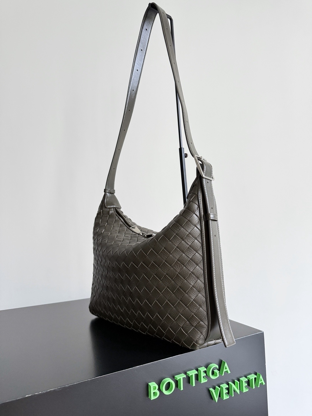 Bottega Veneta 小号旅行包 815