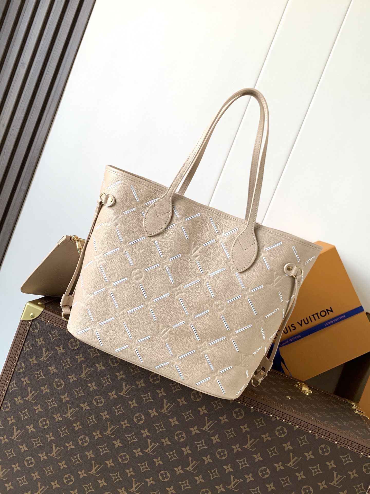 LouisV Neverfull MM M294