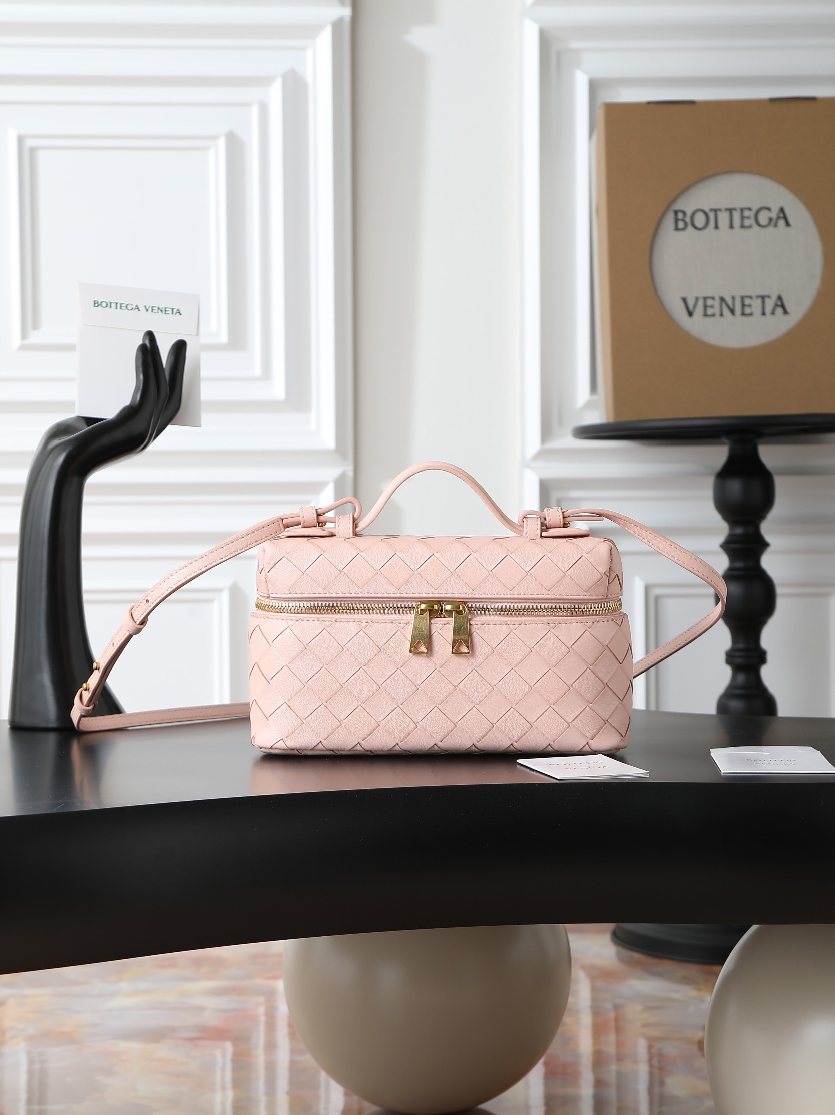 BOTTEGA Veneta Bang Bang
