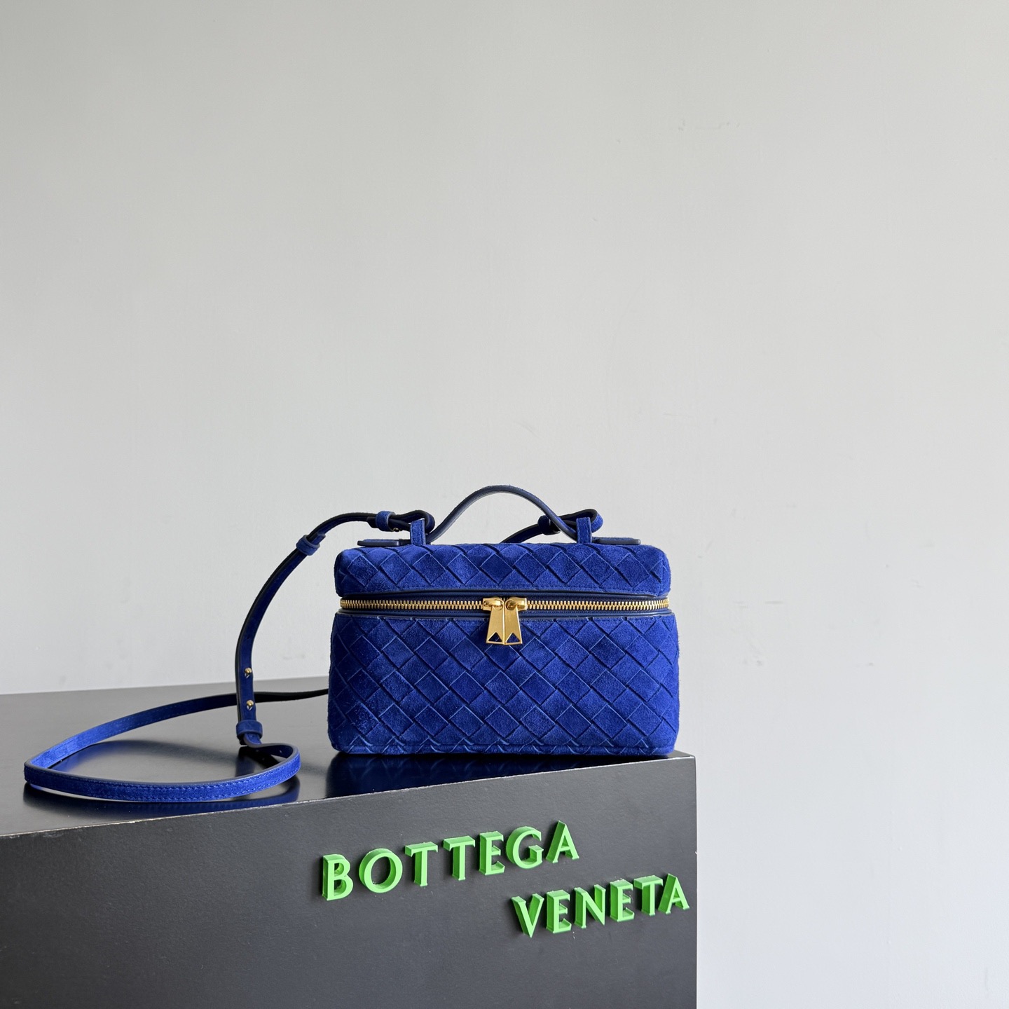 Bottega Veneta Bang Bang