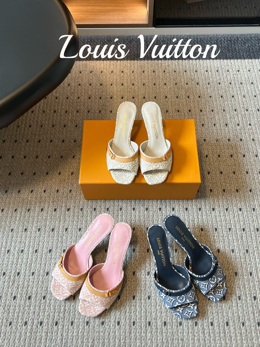LV Low-heeled shoes for 